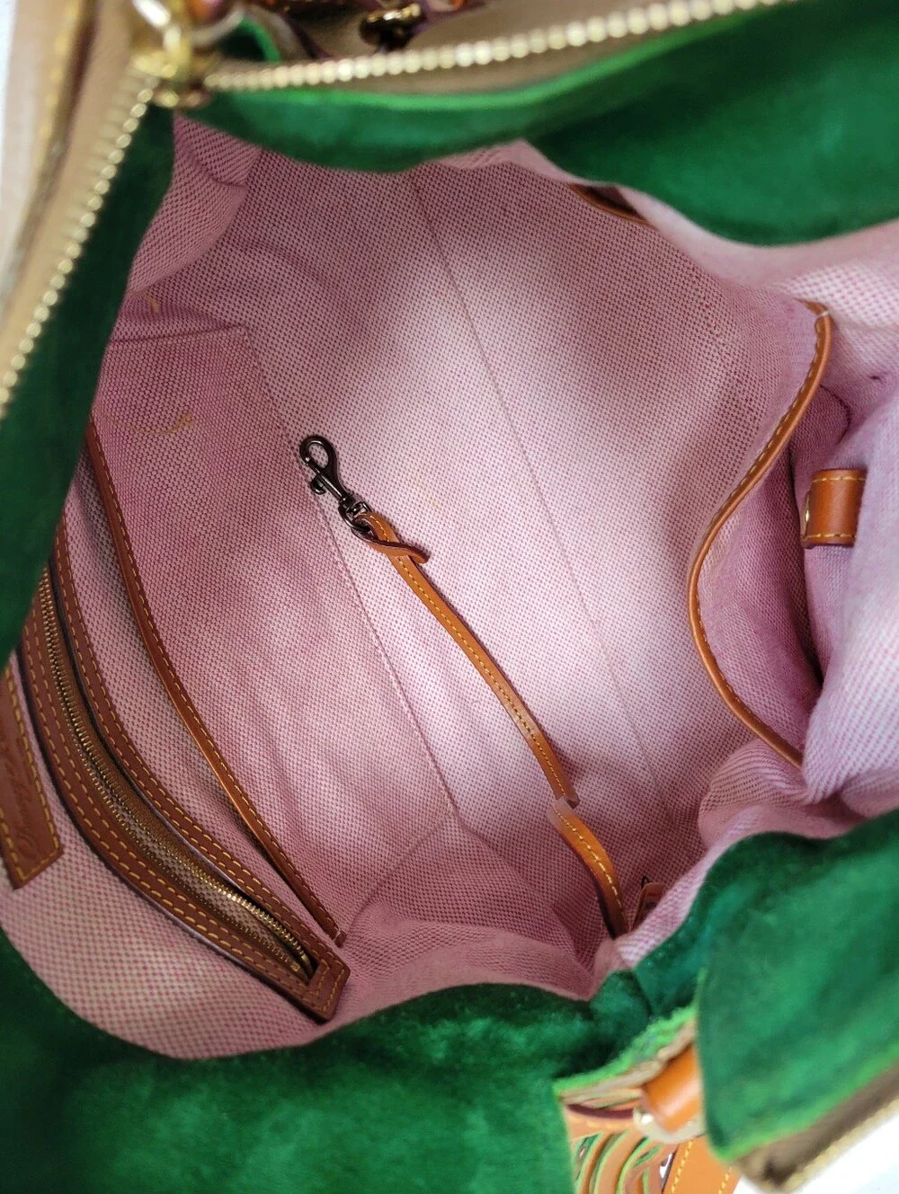 Dooney & Bourke beautiful dooney